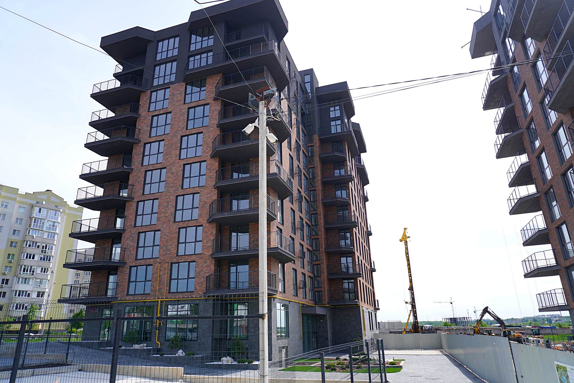 Modern facade upgrade at Dream Lake Residential Complex in Vinnytsia