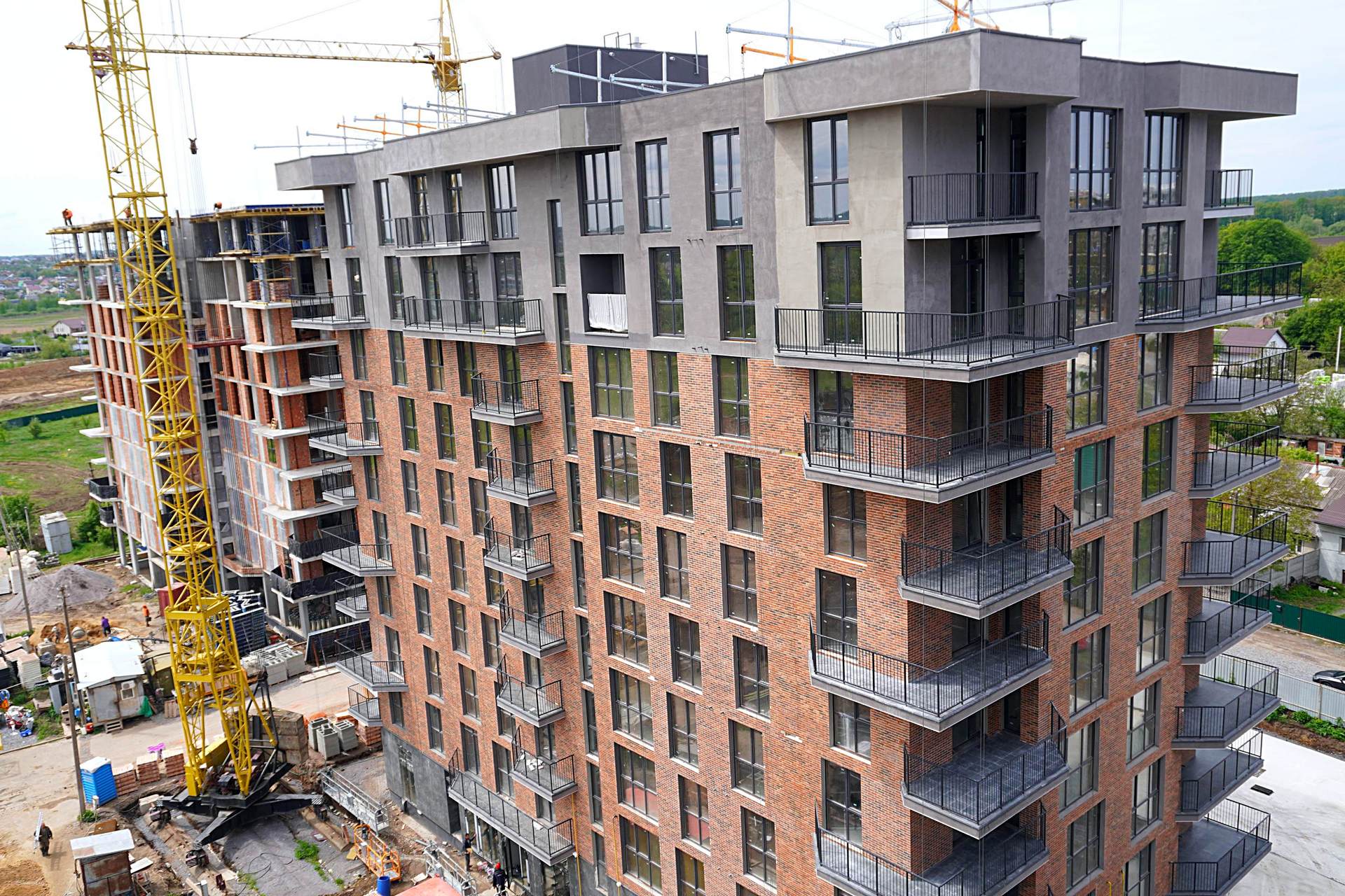 Energy-efficient wall insulation with EPS-90 expanded polystyrene