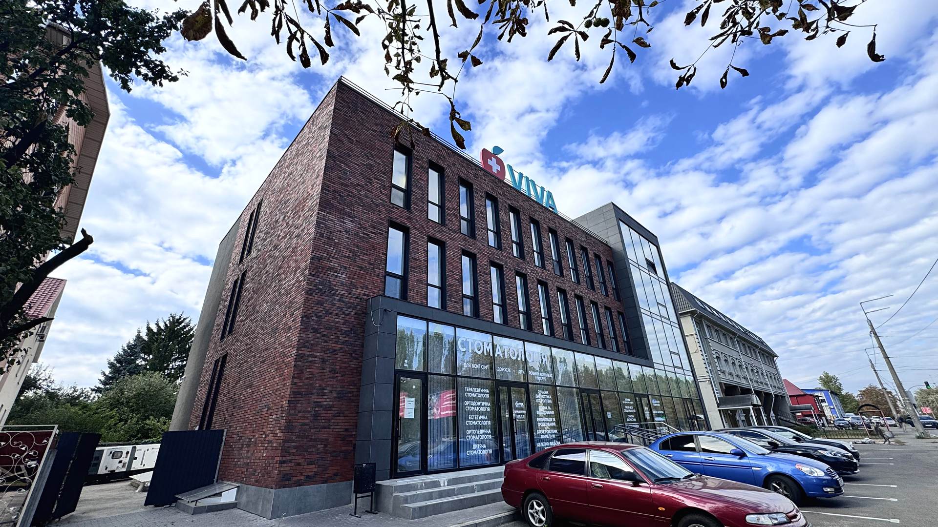 Improved energy efficiency and modern aesthetics with thermopanels