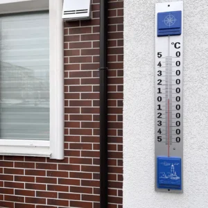 Smooth red clinker thin bricks enhancing residential building exteriors